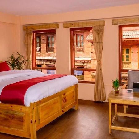 Eagle Nest Hotel Bhatgoan Kültér fotó