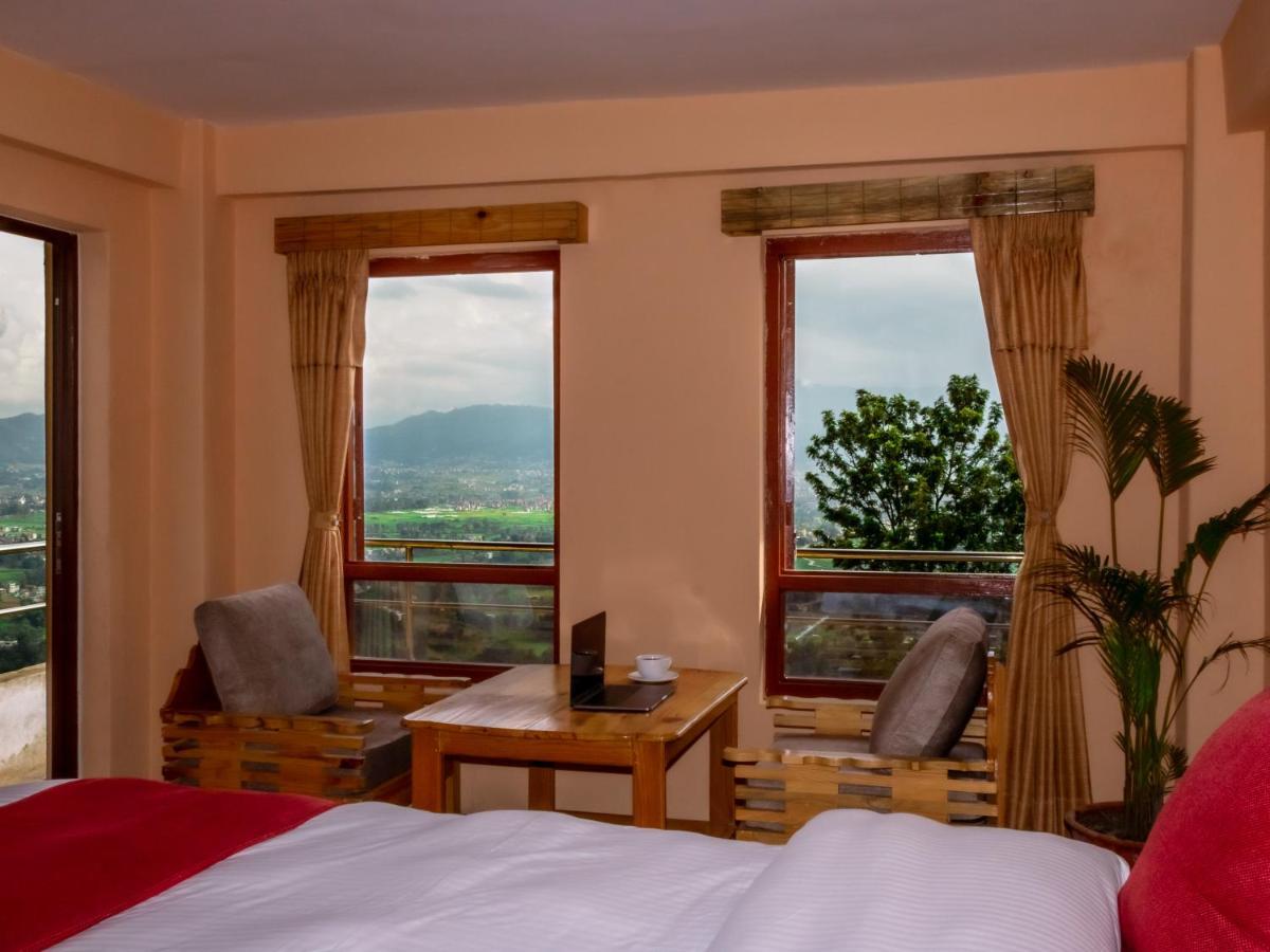 Eagle Nest Hotel Bhatgoan Kültér fotó
