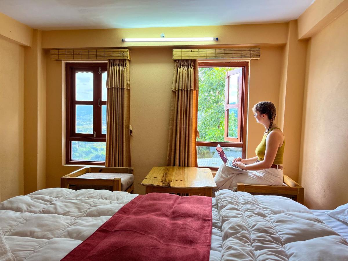 Eagle Nest Hotel Bhatgoan Kültér fotó